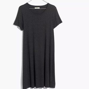 Madewell - Soft casual "Swingy Tee Dress"